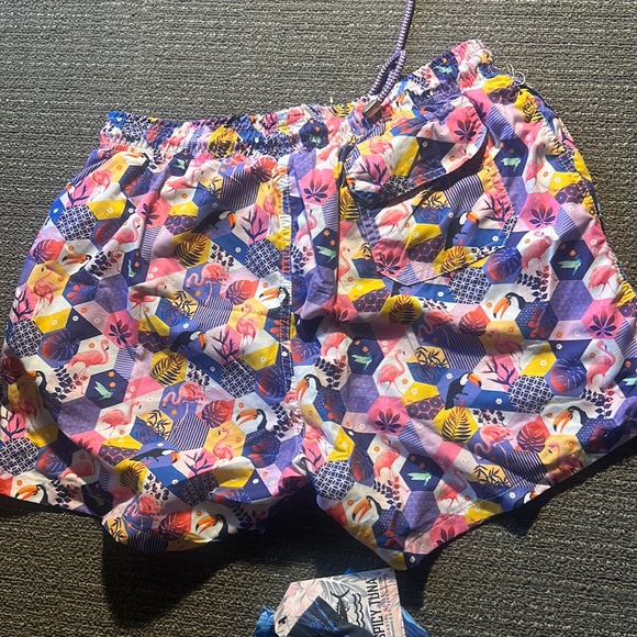 🌴Men’s fun pink and purple flamingo swim trunk L - Picture 5 of 6